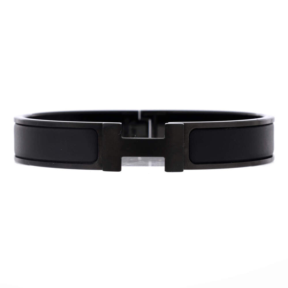 Hermes Narrow So Black Clic HH Bracelet Enamel